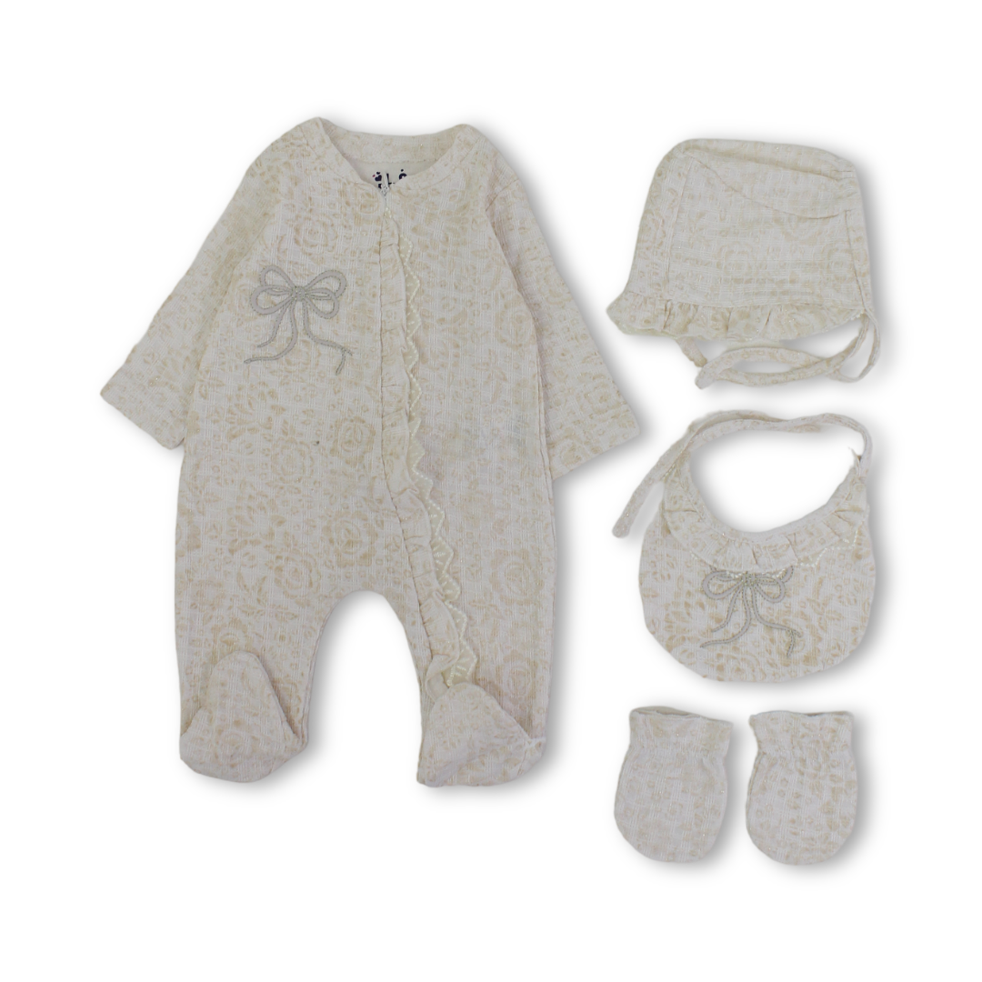 Baby Girls Waffle Gift Clothes Box – Beige, 4 Pcs with One Flower Detail