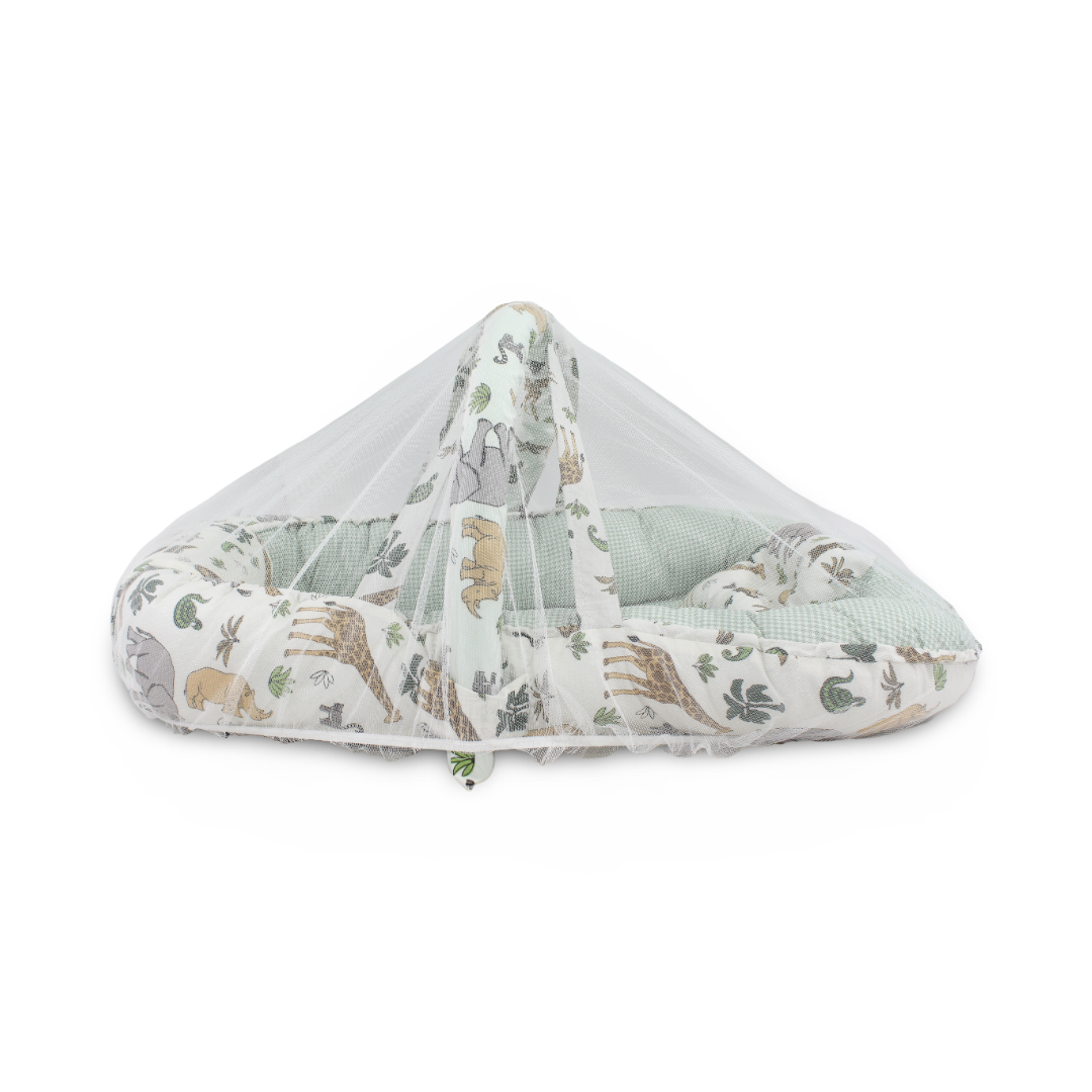 Baby Nest – Off-White & Green Checkered with Forest Animals Print