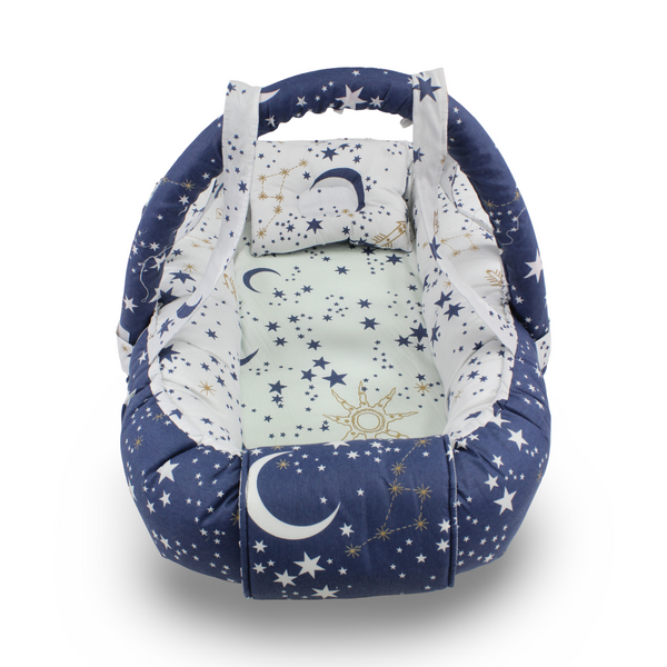 Baby Nest – Off-White & Navy with Stars Print