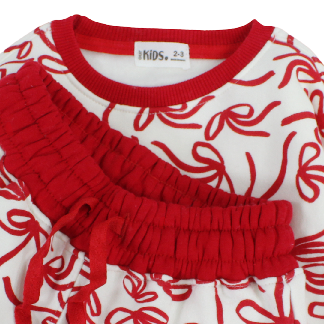 Girls Long-Sleeved Pajama – Off-White with Ribbons & Bows Print
