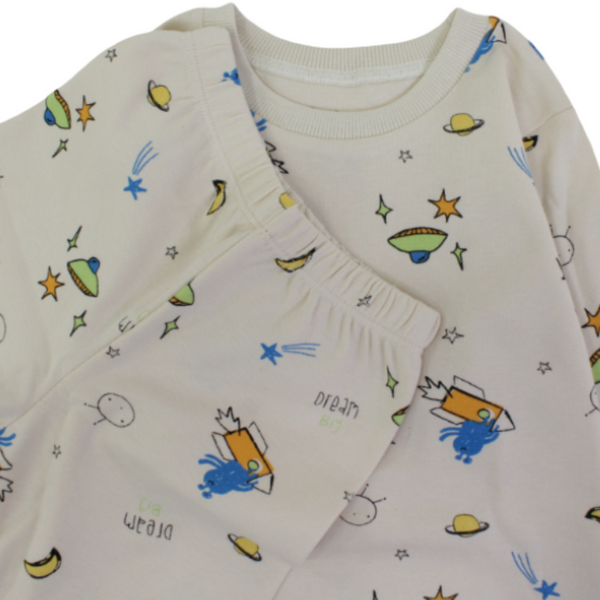 Baby Boys Long-Sleeved Pajama Set – Beige with "Dream Big" Print