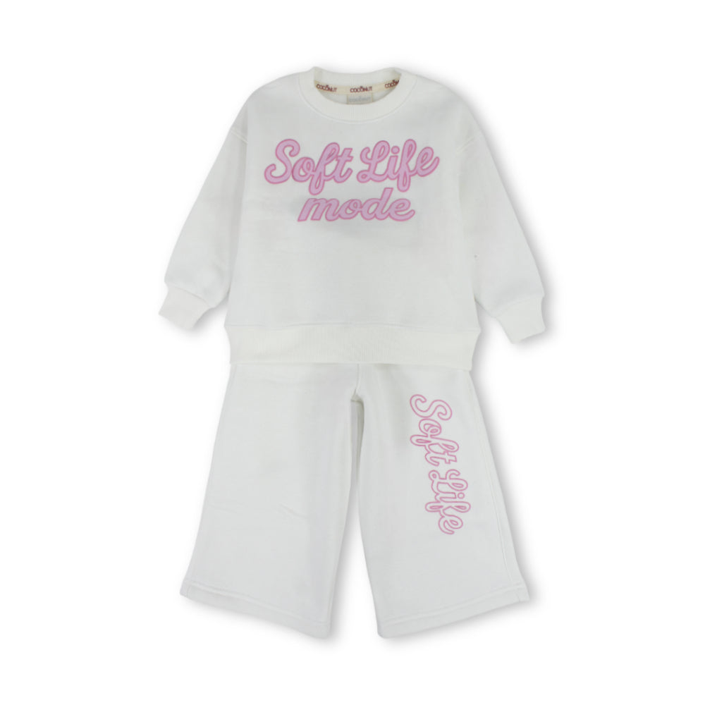 Girls’ Outfit Set – اصفر بناتي كم Soft Life Mode – Outfit Set