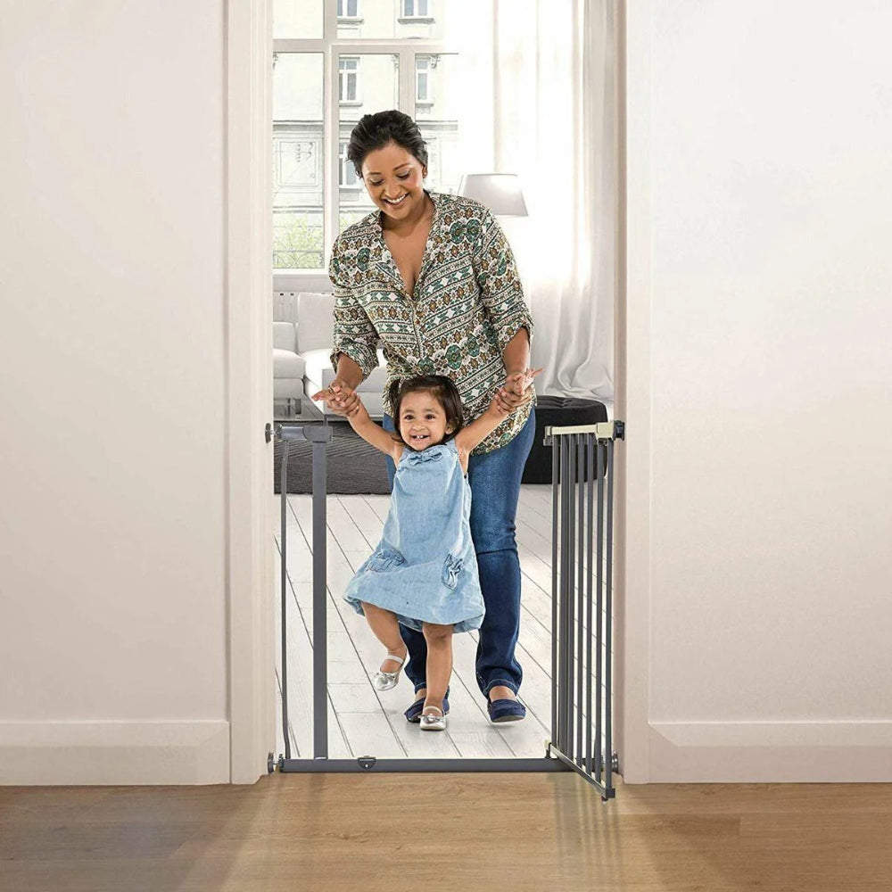 Dreambaby Ava Baby Safety Gate – Secure & Convenient