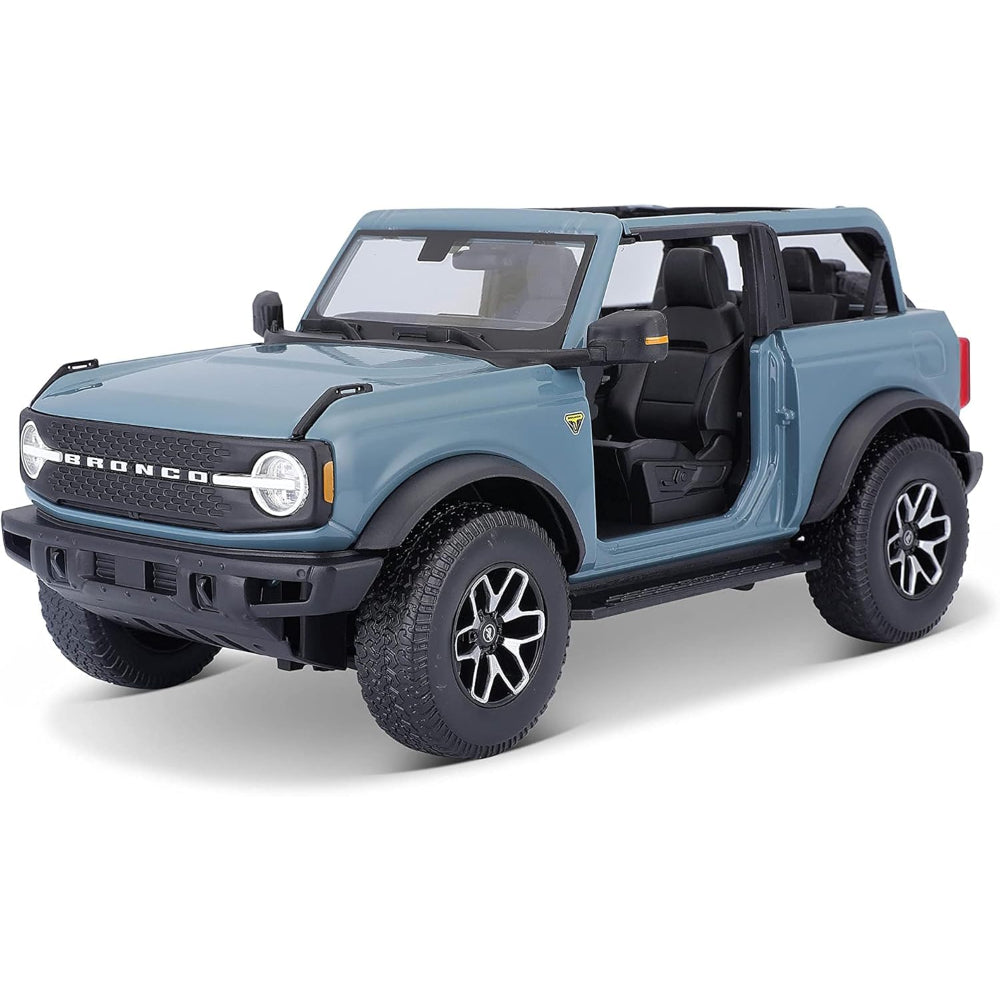Maisto 2021 Ford Bronco Badlands Die-Cast Model (No Door) – 1:18 Scale - Toys