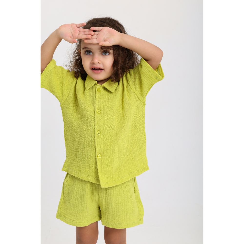 Unisex Baby Cotton 2-Piece Outfit Set – Light Green