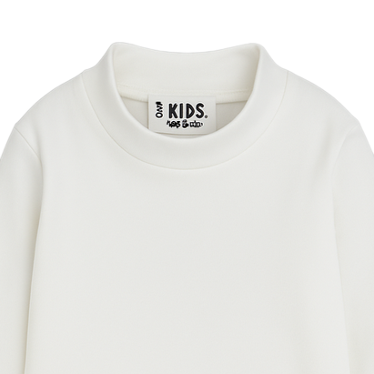 Unisex Plain White Long-Sleeved Half-Collar T-Shirt